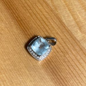 Authentic white gold 1 ct aquamarine pendant with pave diamonds